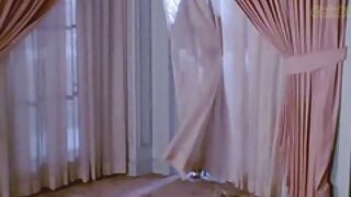 Ебуча Російська білява красуня еротика видео маструбірует на очах у свого хлопця